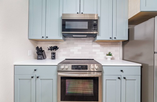 San Angelo House | Modern 5-Bedroom Escape with TVs in Every Room & Room for Everyone