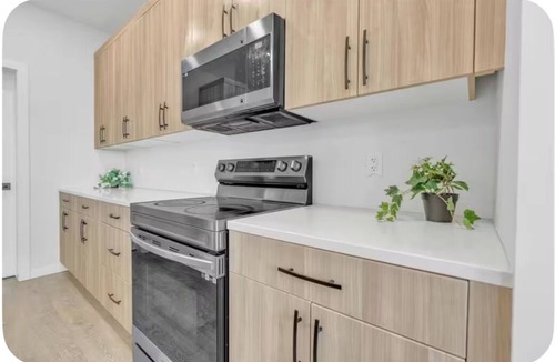 Fort Gary House | Modern 5 bedroom Lake view home in Prairie Pointe, winnipeg