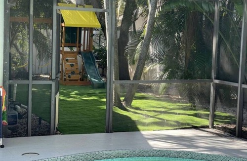 Greenview Shores House | Modern 5BR/3Bath Home w/Heated Pool