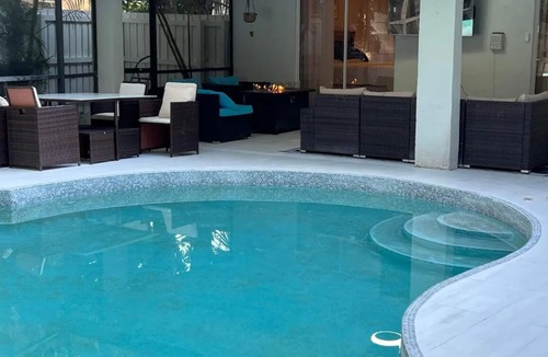 Greenview Shores House | Modern 5BR/3Bath Home w/Heated Pool