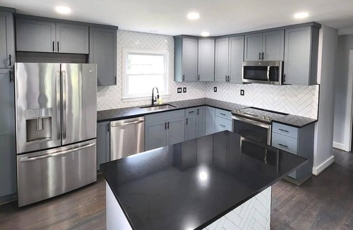 Leesburg House | Modern 6BR Near Datacenters , Sleeps Many