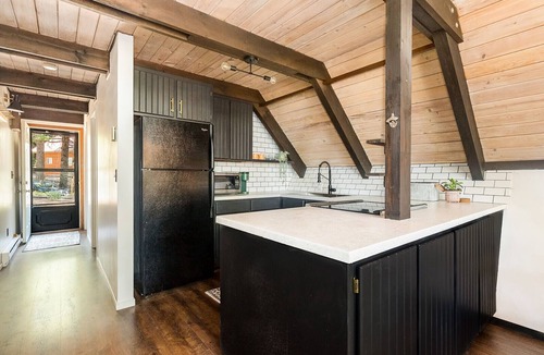 Roslyn Ridge Cabin | Modern a-frame cabin near Roslyn w/hot tub