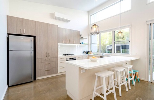 Ocean Grove Villa | Modern & Accessible Beach House - Bell 2