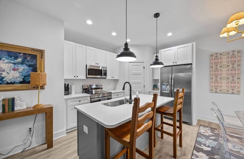 Haw River House | Modern Airy Duplex with EV Charger