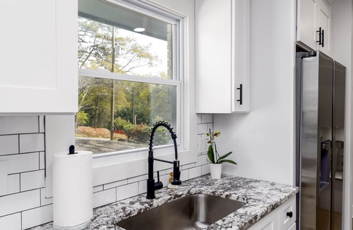 Alpharetta House | Modern Alpharetta Home-Sleeps 9