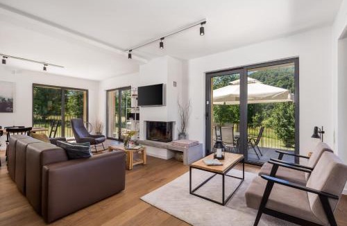 Karlobag Ski Chalet | Modern Alpine Monsalbius Chalet