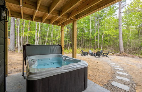 Jay Cabin | Modern Amenity A-Frame Cabin