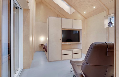 Juelsminde House | Modern and beautiful wooden house, just a few 100 meters from the family friendly sandy beach.