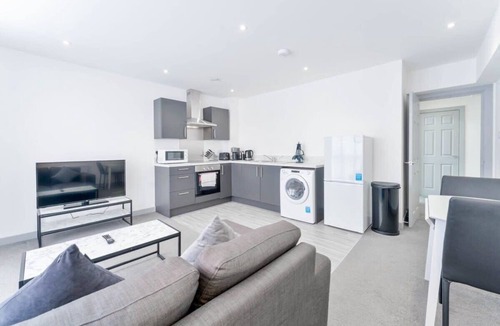 Brierley Hill Apartment | Modern and Bright 1 Bed Apartment in Dudley
