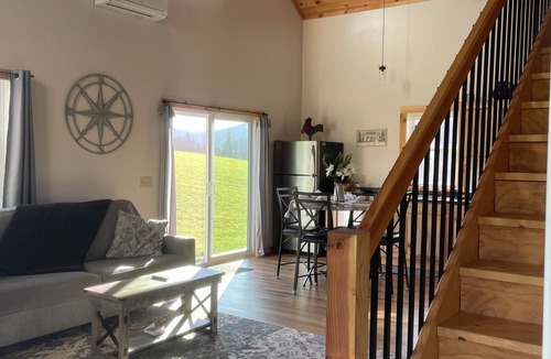 Stowe Area Cabin | modern and bright cabin, beautiful views. close to skiing