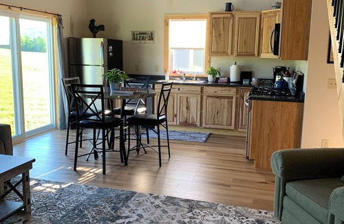 Stowe Area Cabin | modern and bright cabin, beautiful views. close to skiing