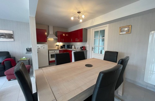 Berck-sur-Mer House | Modern and Bright home walk to beach with garage