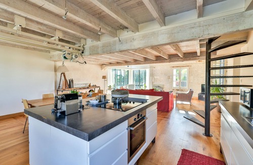 Jarnac Apartment | Modern and bright loft with panoramic view!