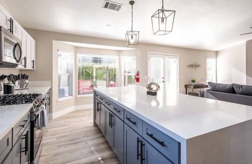 Paradise House | Modern and Bright Resort Style Home w/Heated Pool