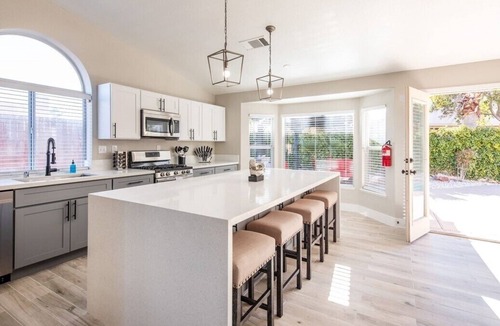 Paradise House | Modern and Bright Resort Style Home w/Heated Pool
