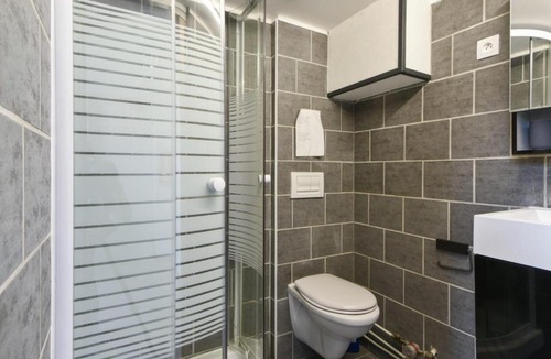 Vauban - Wazemmes Apartment | Modern and bright studio in Vauban district Central Lille