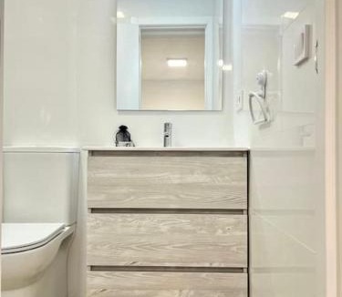 Sant Blai Apartment | Modern and central independent apartment