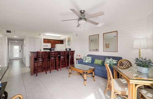 Tavernier Condo | Modern and Coastal Ocean Pointe 2307