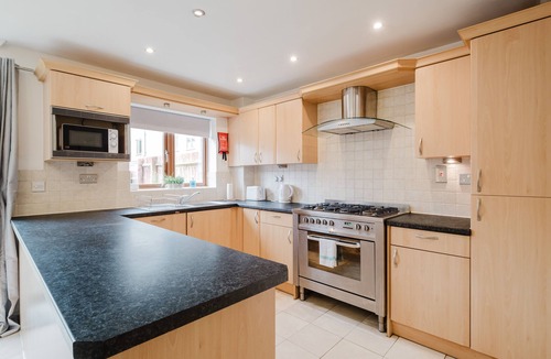 Milton Keynes House | Modern and comfortable 3 bedroom house