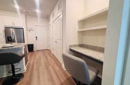 Duluth Apartment | Modern and comfortable Cozy 2H/2B apt + Parking