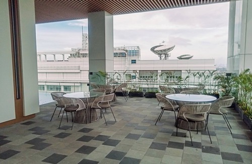Pinang Apartment | Modern And Comfort 1Br At The Smith Alam Sutera Apartment