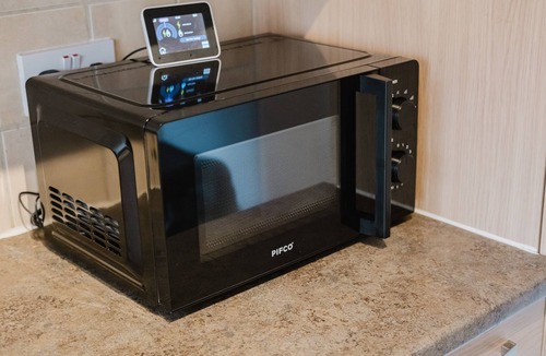 Kempston House | Modern and Comfortable 3 bed