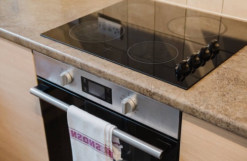 Kempston House | Modern and Comfortable 3 bed