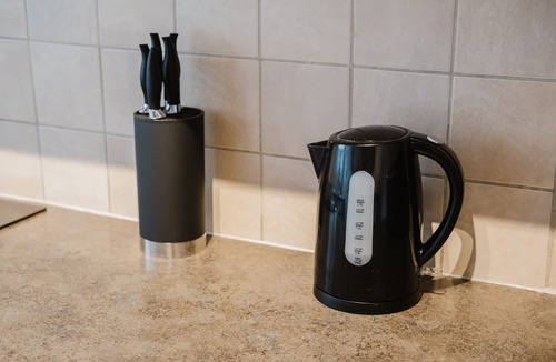 Kempston House | Modern and Comfortable 3 bed