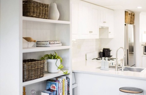 Fullarton House | Modern and convenient home with ample amenities