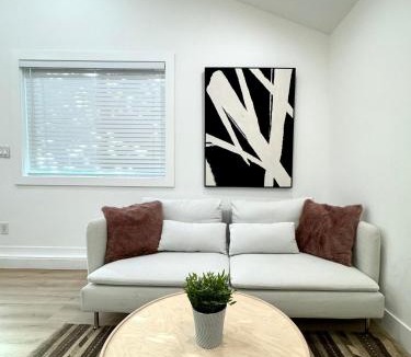 Alderwood Manor House | Modern and Cozy Private Studio