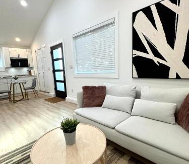 Alderwood Manor House | Modern and Cozy Private Studio