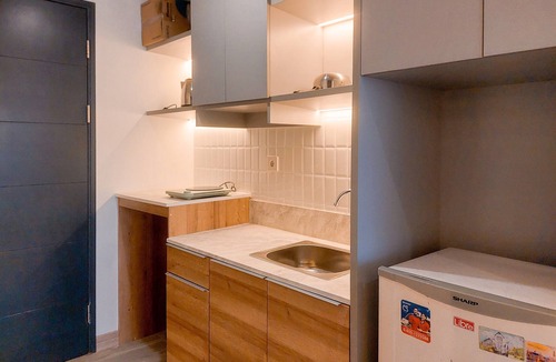Pinang Apartment | Modern And Cozy Studio At Collins Boulevard Apartment