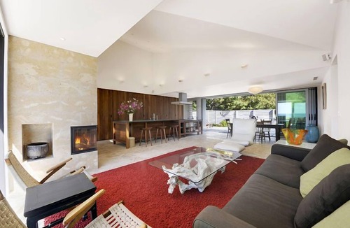 Suffolk County House | Modern and Efficient Beachfront Paradise