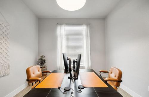 Austin House | Modern and lux 4B House with Office 20 min to DT