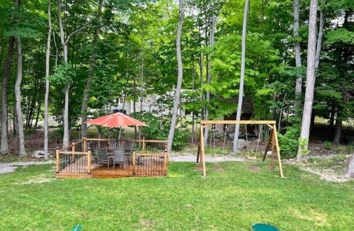 Lafontaine Cottage | Modern and luxurious cottage in Tinyn