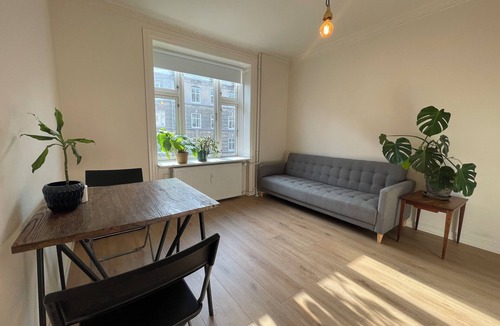Frederiksberg Condo | Modern and newly renovated apartment