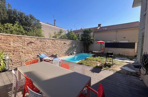 Buers House | Modern and spacious house with a swimming pool