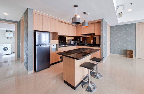 Tangerang Apartment | Modern And Spacious 3Br At Apartment Hillcrest House