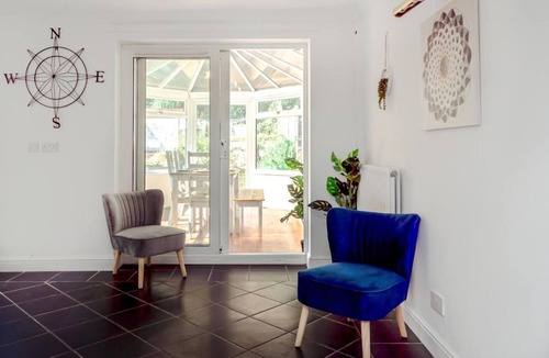 Ipswich House | Modern and Spacious 4 Bedroom Home in Ipswich