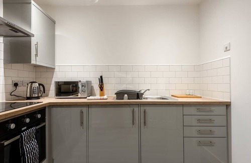 Rotherham Apartment | Modern and Spacious Central Rotherham Studio