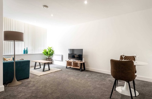 Rotherham Apartment | Modern and Spacious Central Rotherham Studio