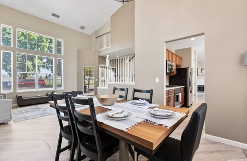 Manteca House | Modern and spacious house in marvelous Manteca