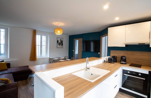 Eu Apartment | Modern and spacious new apartment!