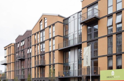 The Westside Apartment | Modern and Stylish 1Bed Flat Centrally Located