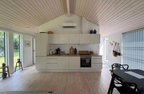 Udsholt House | Modern And Stylish Summer Cabin
