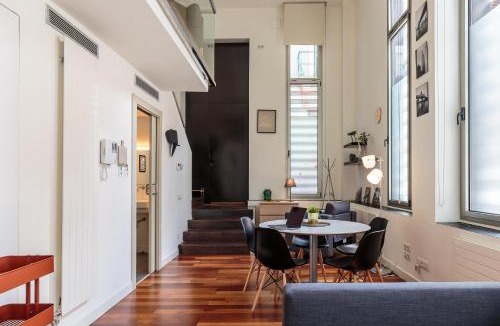 la Vila de Gracia Apartment | Modern and Trendy Duplex next to Paseo de Gracia