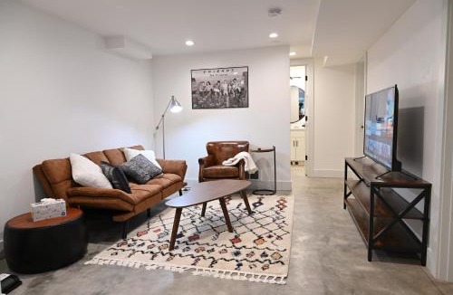 University District House | Modern and warm house