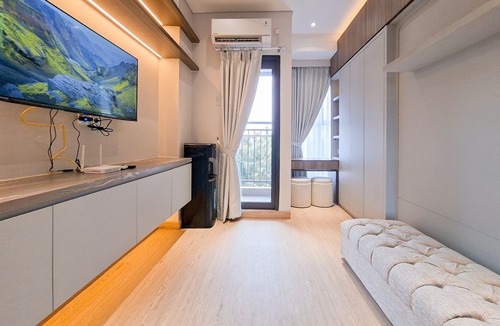 Ciputat Apartment | Modern And Warm Studio At Apartment Transpark Bintaro