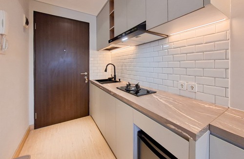 Ciputat Apartment | Modern And Warm Studio At Apartment Transpark Bintaro