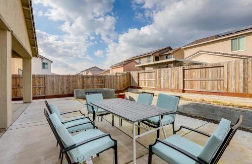 Antelope House | Modern Antelope Home 14 Mi to Downtown Sacramento